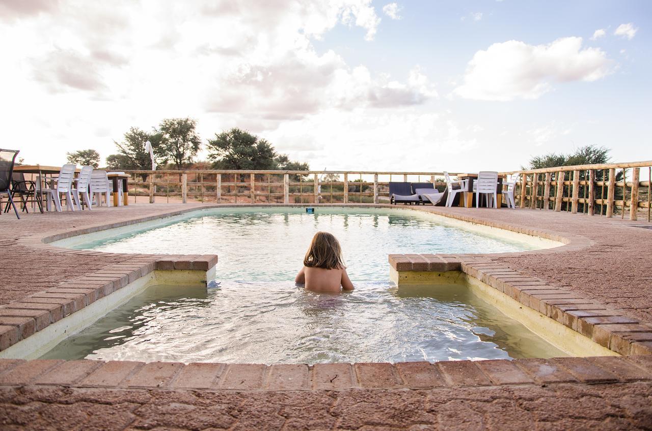 Kgalagadi Lodge Askham Eksteriør bilde