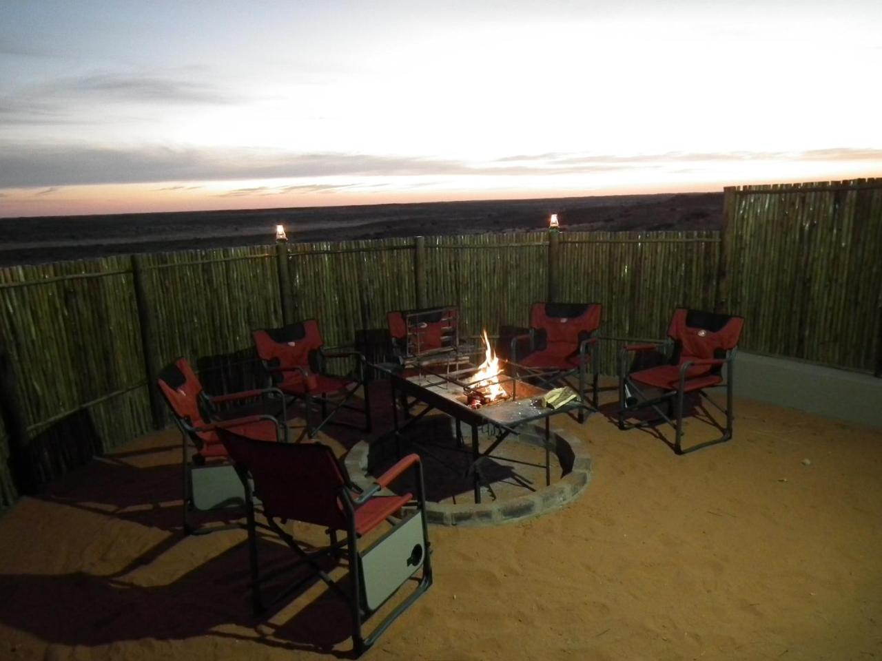 Kgalagadi Lodge Askham Eksteriør bilde